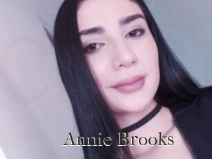 Annie_Brooks