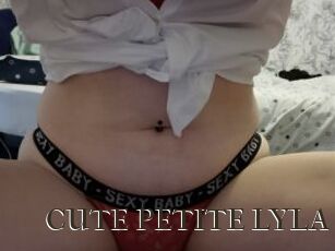 CUTE_PETITE_LYLA