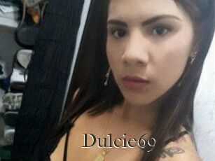 Dulcie_69