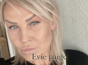 Evie_paige