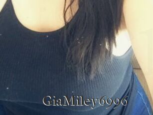 GiaMiley6996