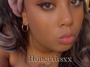 Honeytitsxx