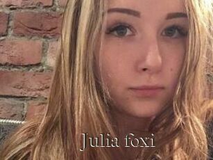 Julia_foxi