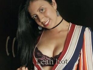 Leah_hot