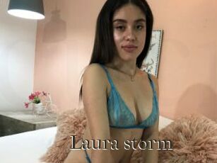 Laura_storm