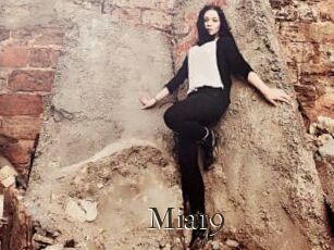 Mia19