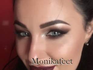 Monikafeet