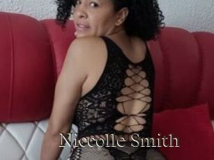 Niccolle_Smith