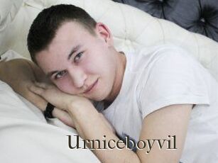 Urniceboyvil