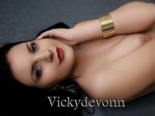 Vickydevonn